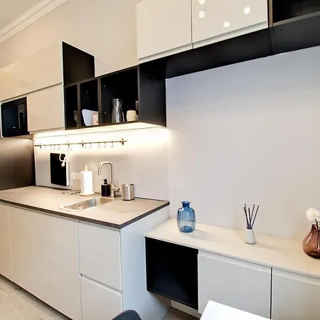Life Apartment *